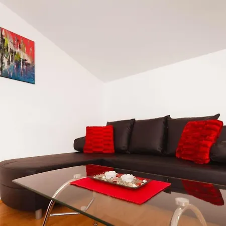Moderne Mit Jacuzzi By Interhome Apartment Ližnjan