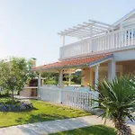 アパート Moderne Mit Jacuzzi By Interhome *