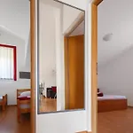 アパート Moderne Mit Jacuzzi By Interhome *