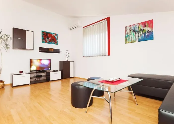 Moderne Mit Jacuzzi By Interhome