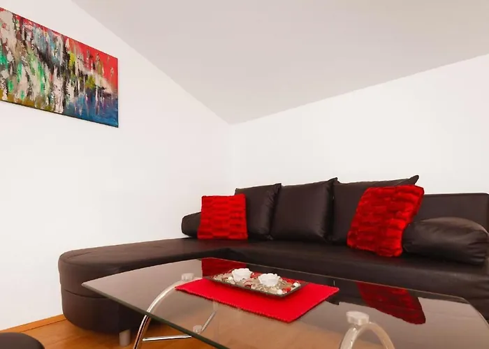 Moderne Mit Jacuzzi By Interhome Appartement Ližnjan