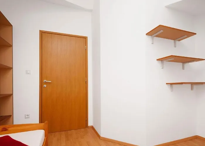 Moderne Mit Jacuzzi By Interhome