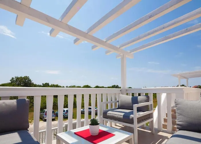 Moderne Mit Jacuzzi By Interhome Lägenhet *