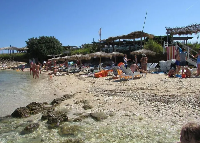 Lägenhet Moderne Mit Jacuzzi By Interhome *